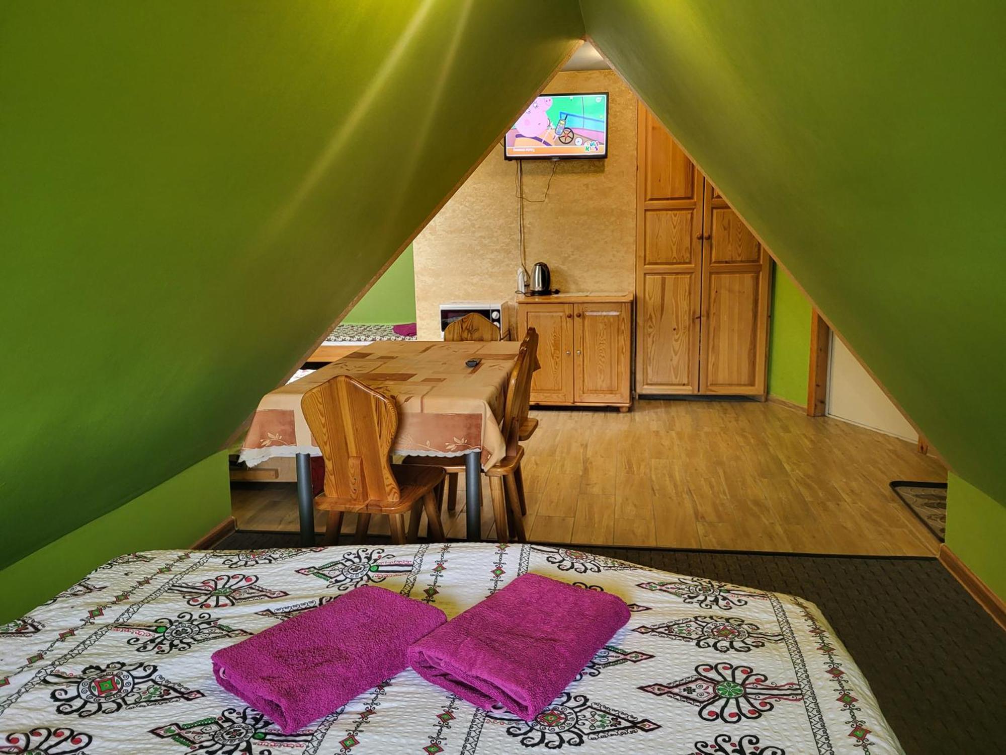 Apartamenty I Pokoje Goscinne Nowita Zakopane Rom bilde