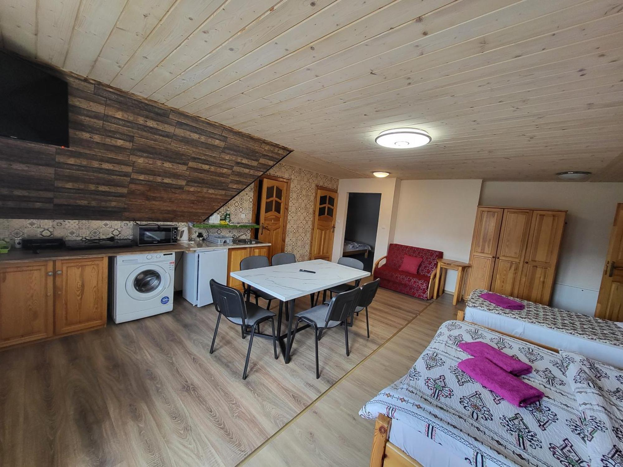 Apartamenty I Pokoje Goscinne Nowita Zakopane Rom bilde